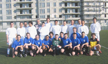 The two teams line up together